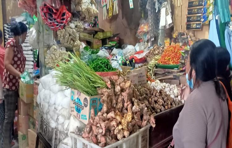 Harga Cabai Lombok Naik Jadi Rp40 Ribu di Pasar Umum Negara